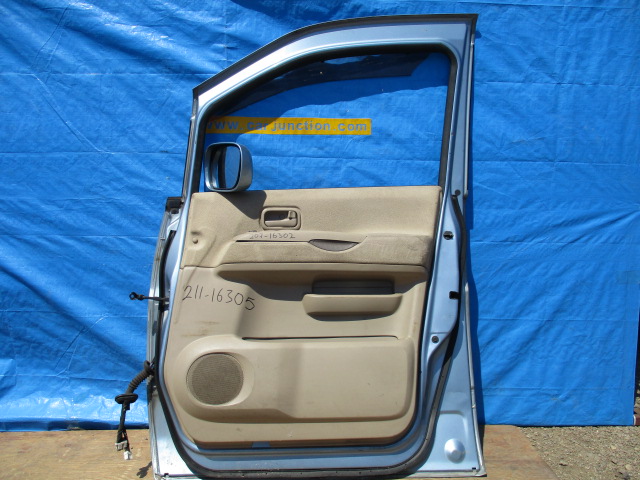 Used Nissan Serena DOOR SHELL FRONT RIGHT